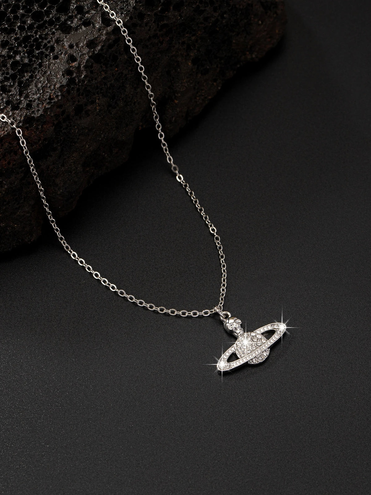 Earth Pendant Necklace – Sparkling Rhinestone Globe