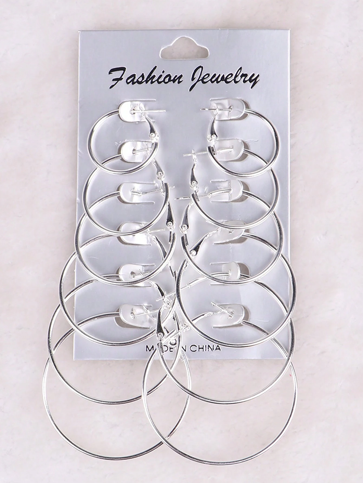 12Pcs/Set Hoop Earrings Set Stainless Steel Big and Small Different Size Circle Exaggerated C-Shaped Decor Gold Hoops Silver round Hoops Earrings Classic Jewelry Gift Set for Women & Men & Girls Daily Earrings