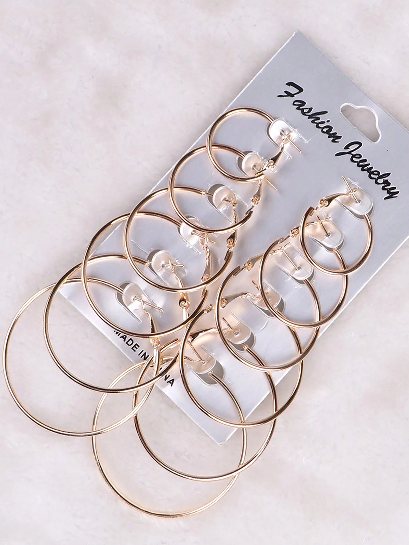 12Pcs/Set Hoop Earrings Set Stainless Steel Big and Small Different Size Circle Exaggerated C-Shaped Decor Gold Hoops Silver round Hoops Earrings Classic Jewelry Gift Set for Women & Men & Girls Daily Earrings